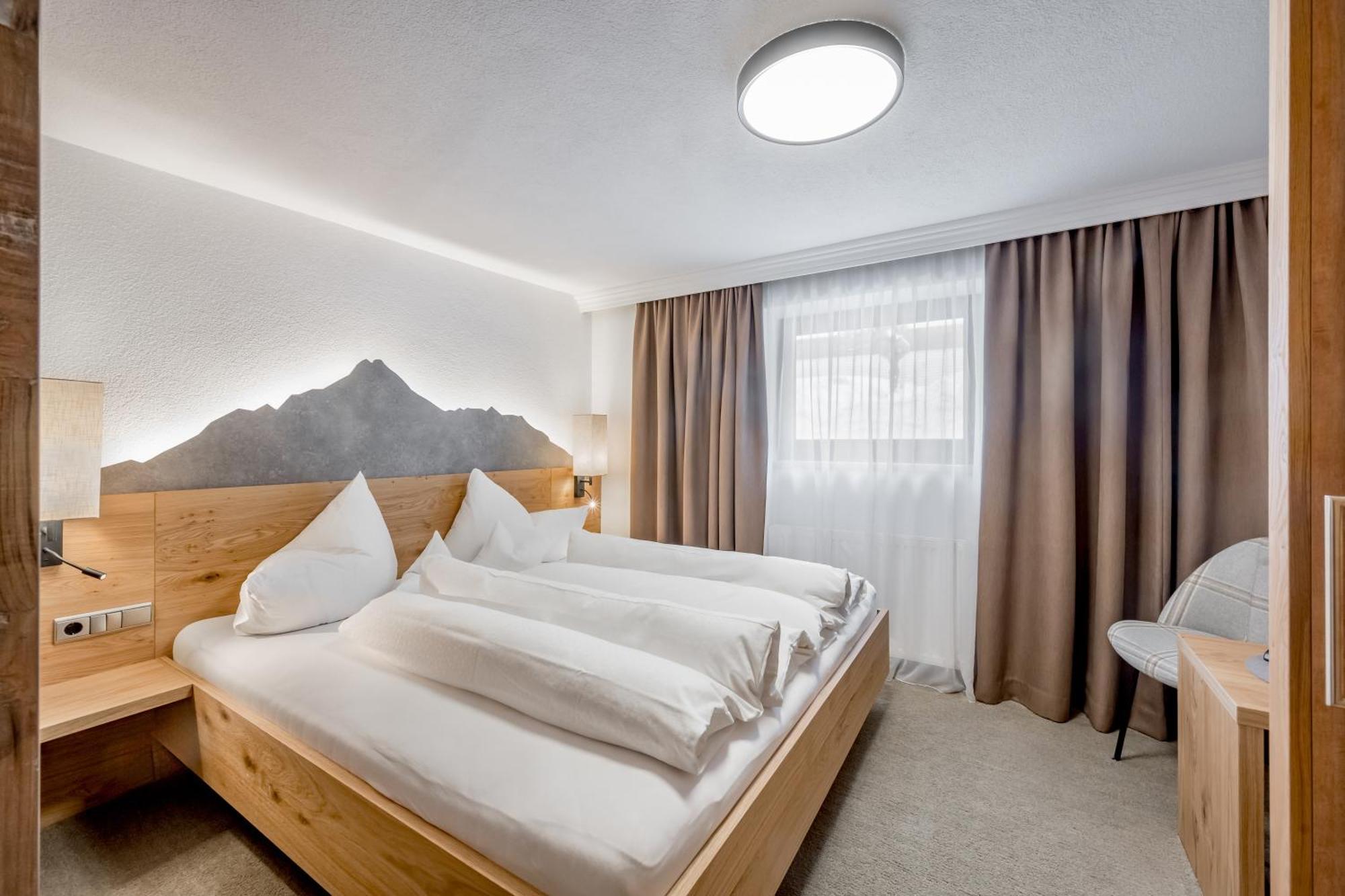 Hotel Sportpension Carinthia Sölden Buitenkant foto