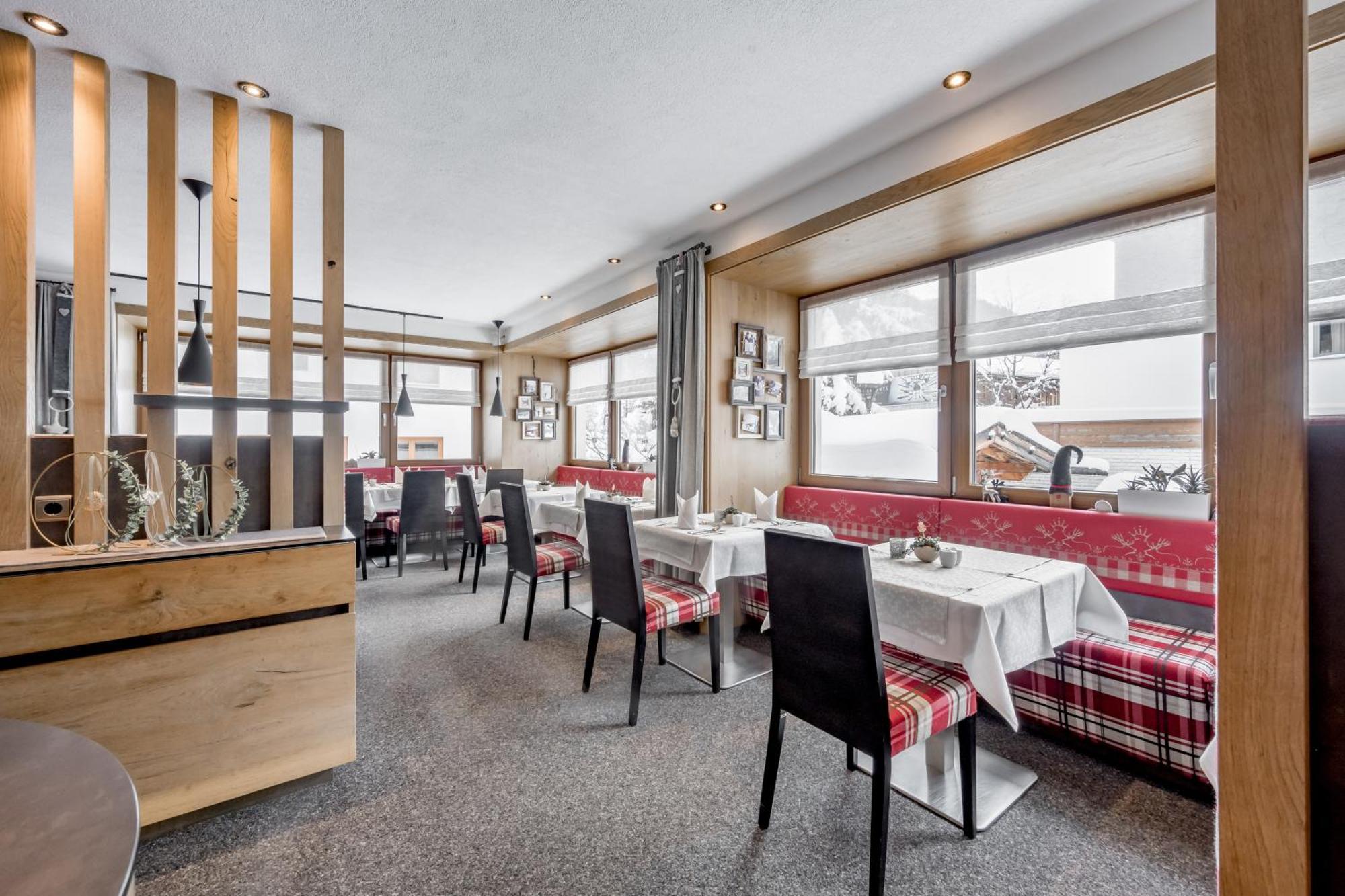 Hotel Sportpension Carinthia Sölden Buitenkant foto