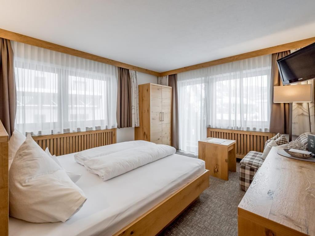 Hotel Sportpension Carinthia Sölden Buitenkant foto