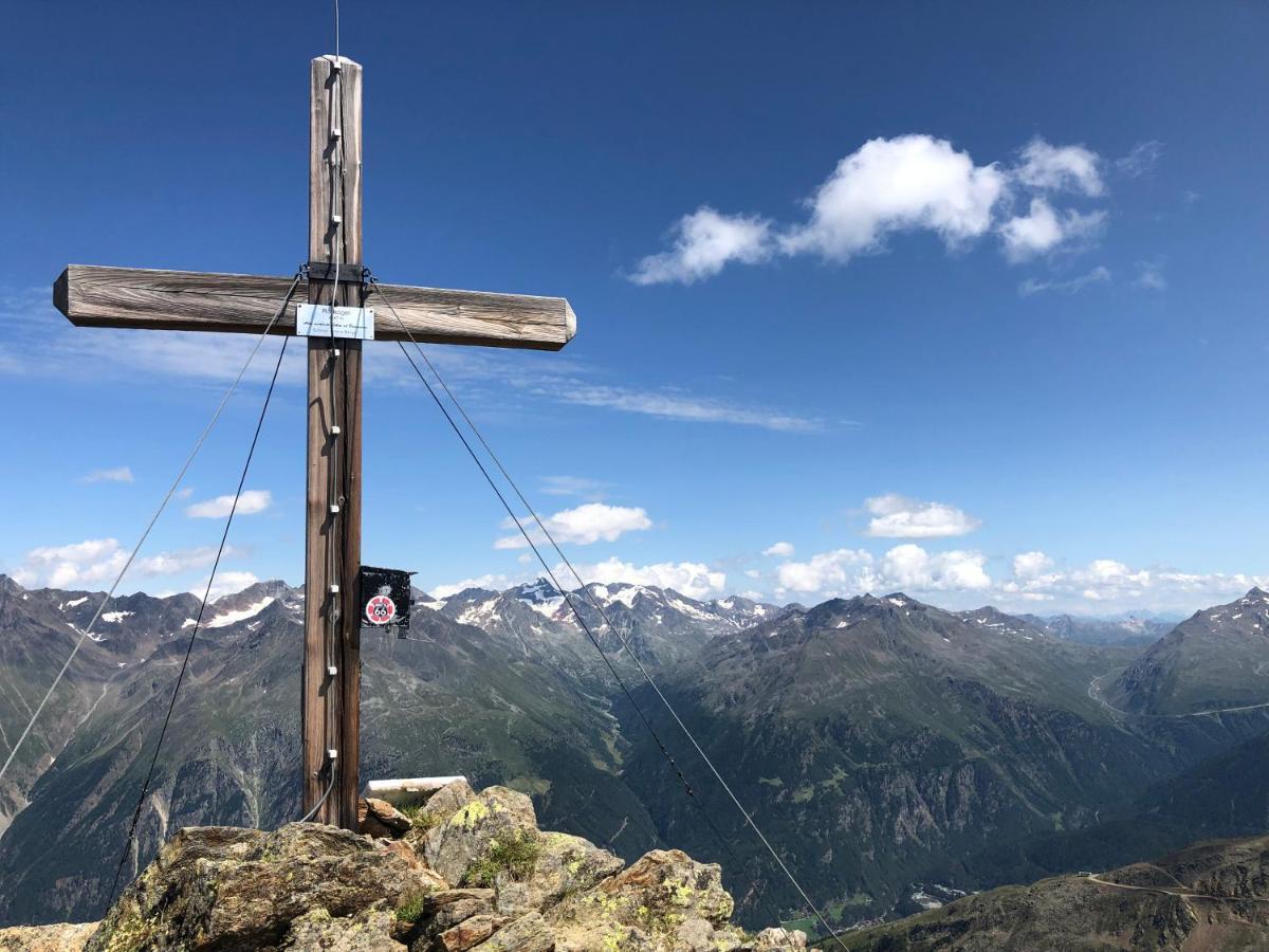 Hotel Sportpension Carinthia Sölden Buitenkant foto